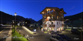 Гостиница Hotel Piccolo Mondo  Ливиньо
